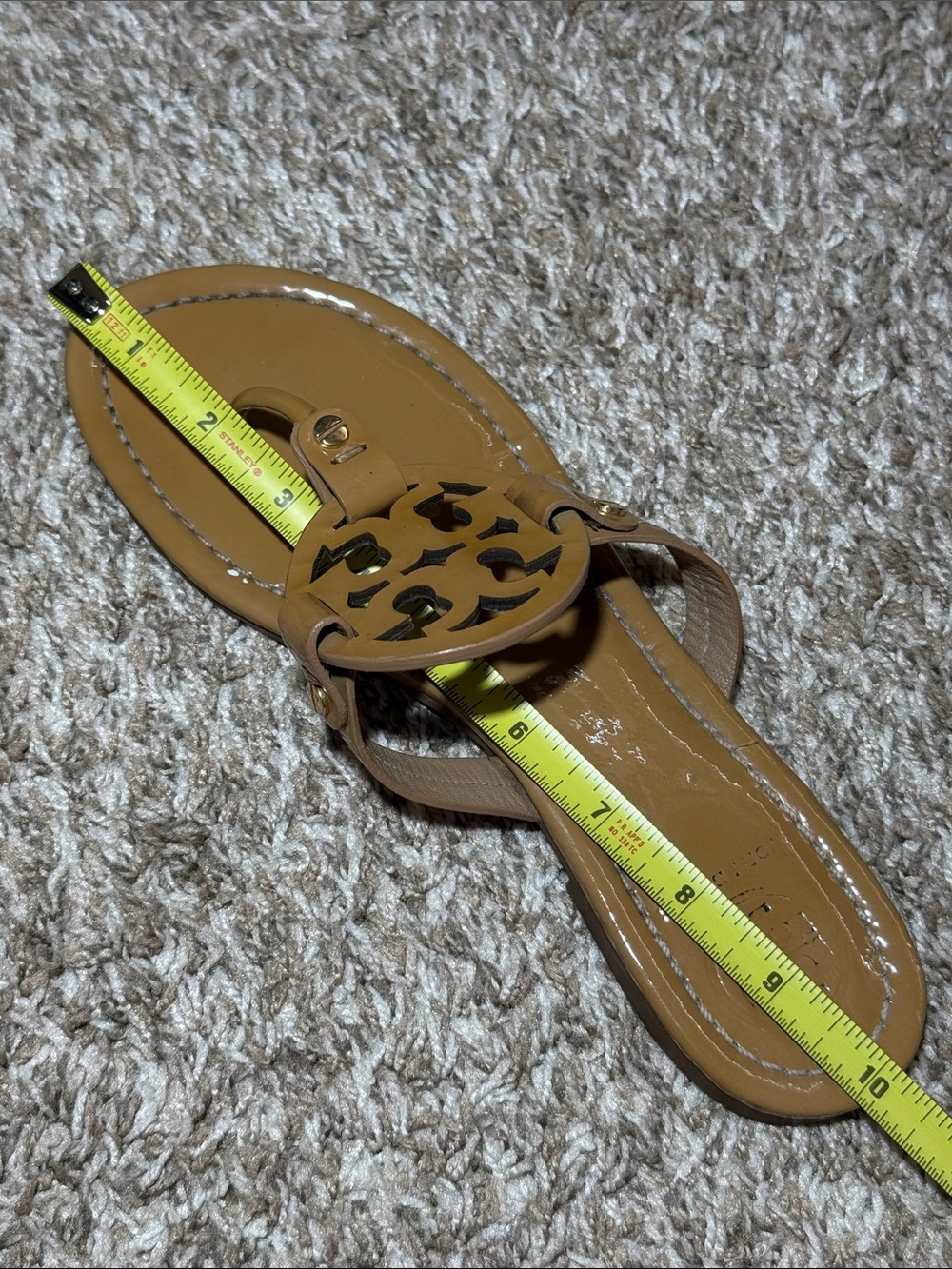 Tory Burch Miller Tan Patent Leather Thong Sandals - Picture 7 of 8